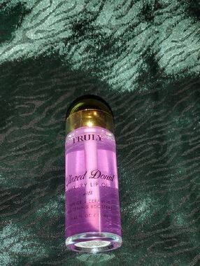 TRULY Glazed Donut Luxury Lip Oil - Lavender